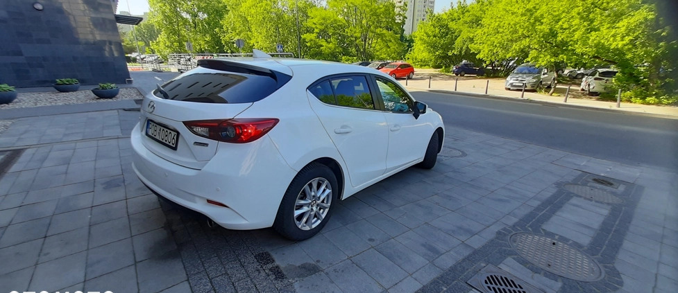 Mazda 3 cena 52700 przebieg: 72800, rok produkcji 2017 z Warszawa małe 781